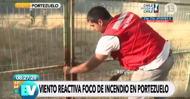 Joven salva a dos bomberos de ''morir calcinados'' por las llamas (Vídeo)