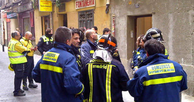 Un hombre acude a un hospital con el pene atrapado en un aro y tienen que intervenir los bomberos