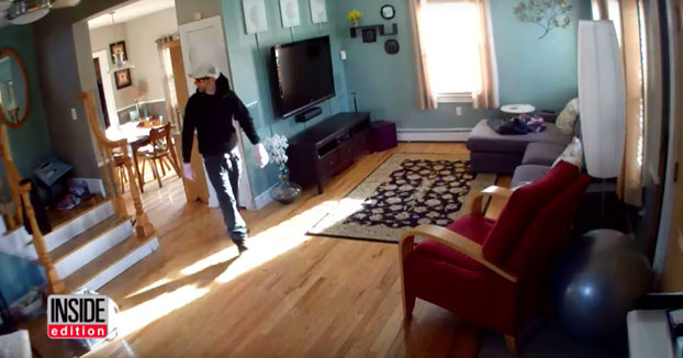 Ve como unos ladrones entran en su casa para robar gracias a un sistema de vigilancia en directo