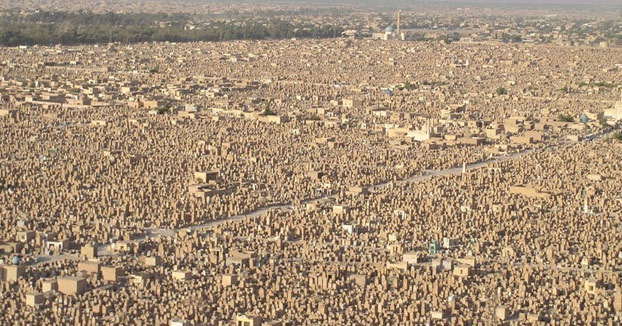 Impresionante: El cementerio más grande del mundo desde el aire: Más de 5 millones de personas enterradas