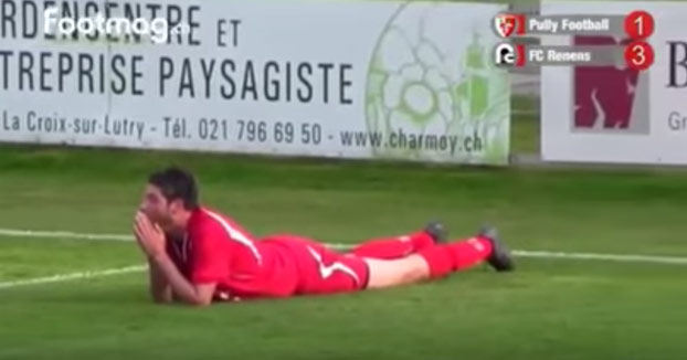 El gol en propia puerta más bonito de la historia