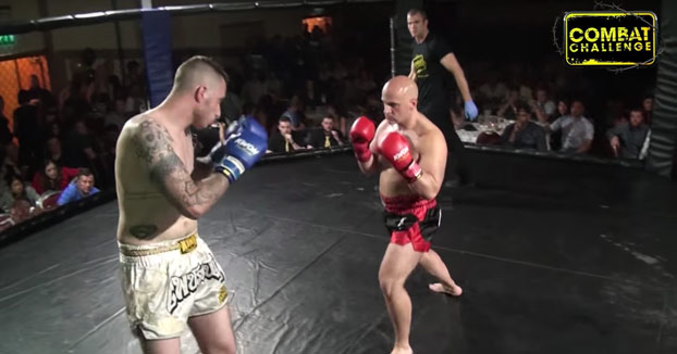 Duele al escucharlo: Un luchador de MMA se rompe la pierna al darle una patada a su rival