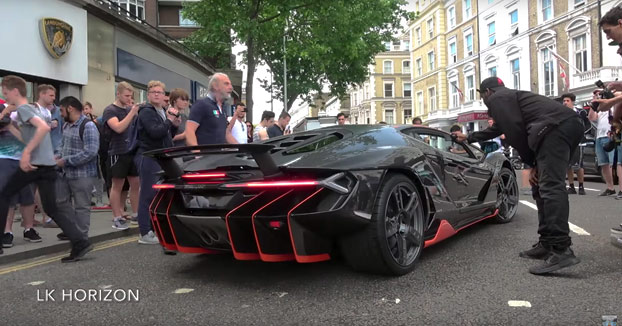 Entrega de un Lamborghini Centenario de 2.5M$ en Londres