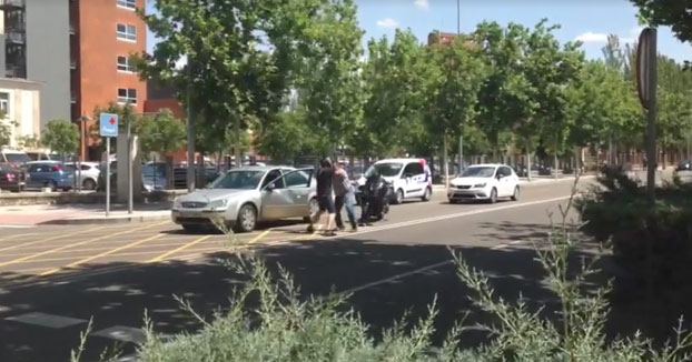 Pelea entre un conductor y un motorista que se identificó como policía en Zamora