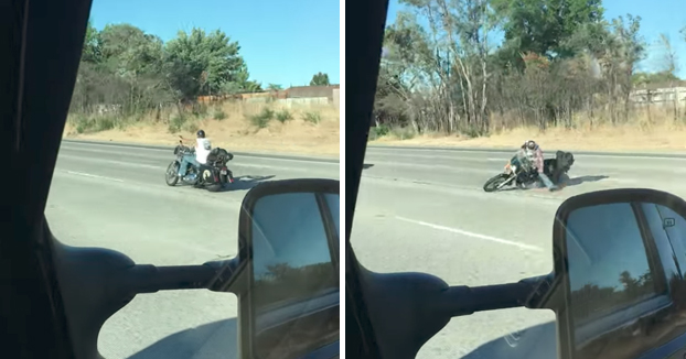 Su moto empieza a sacudirse y tambalearse en plena autovía y acaba ocurriendo lo peor...