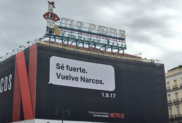 Netflix trolea a Rajoy con un nuevo cartel en la Puerta del Sol