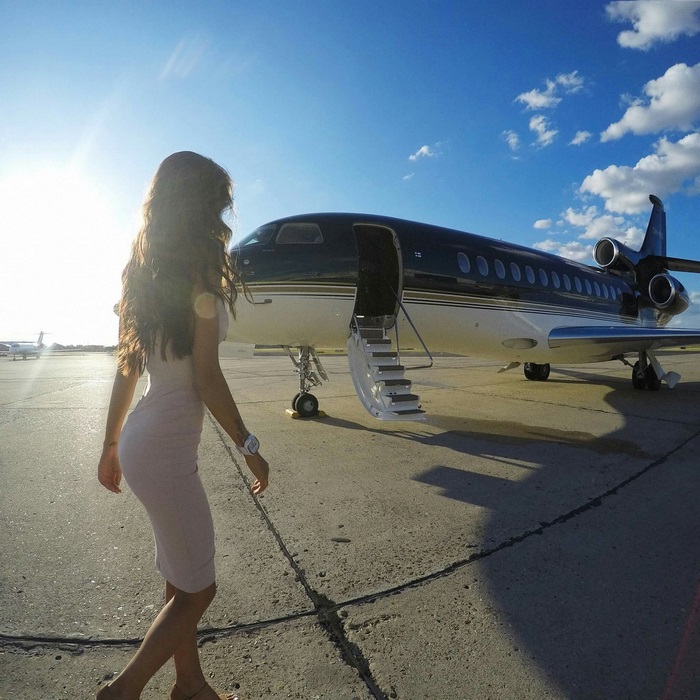 Esta compañía alquila jets privados para hacer sesiones de fotos y así engañar a tus seguidores de Instagram