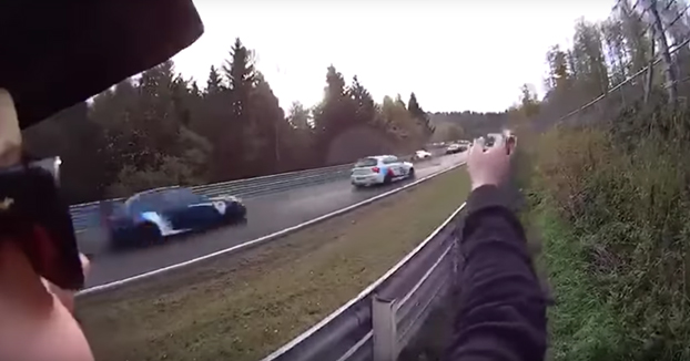 Choque en cadena en el circuito de Nürburgring