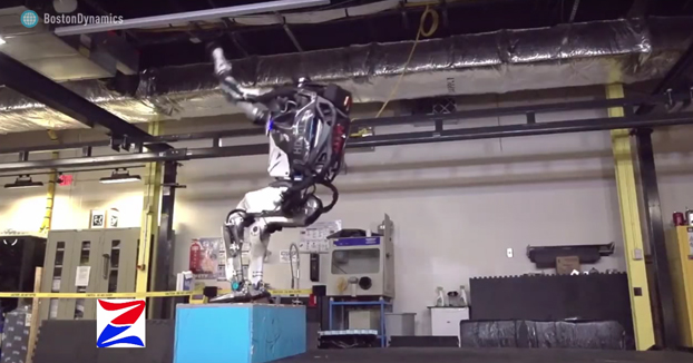 Atlas, el primer robot capaz de hacer un salto mortal hacia atrás