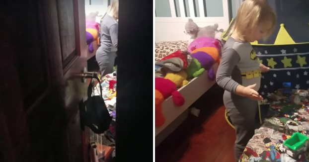 Esta no se la perdona: La madre graba silenciosamente a su hijo mientras juega solo en su cuarto