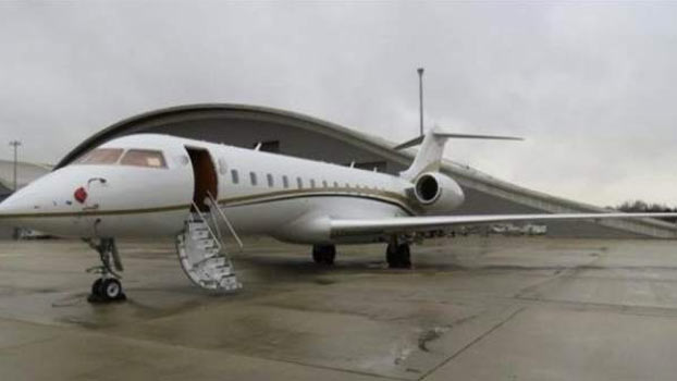 Dos españoles entre los detenidos en Reino Unido en un jet privado con 15 maletas llenas de cocaína