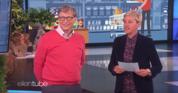 Bill Gates intentando adivinar el precio de algunas cosas del supermercado