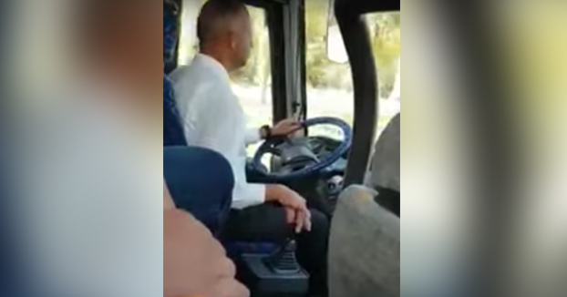 El conductor de autobús más delicado del mundo