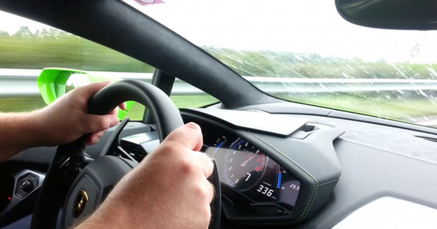 Así es como queda un Lamborghini Huracan después de chocar a 315 km/h