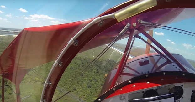 Este avión recupera milagrosamente el vuelo a pocos metros del suelo tras una parada repentina del motor