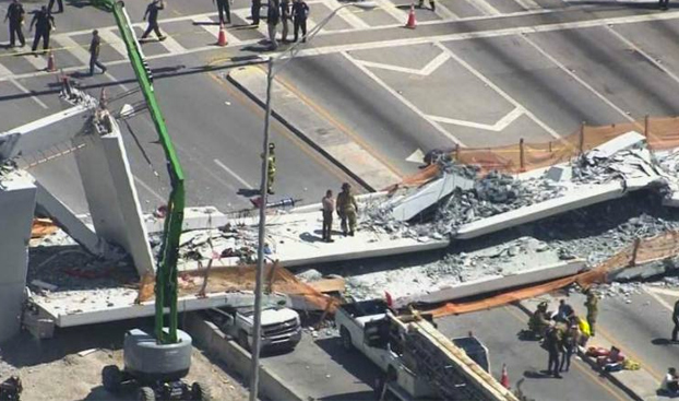 Colapsa un puente recién construido sobre una autopista en Miami