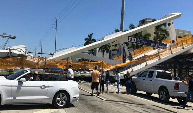 Colapsa un puente recién construido sobre una autopista en Miami