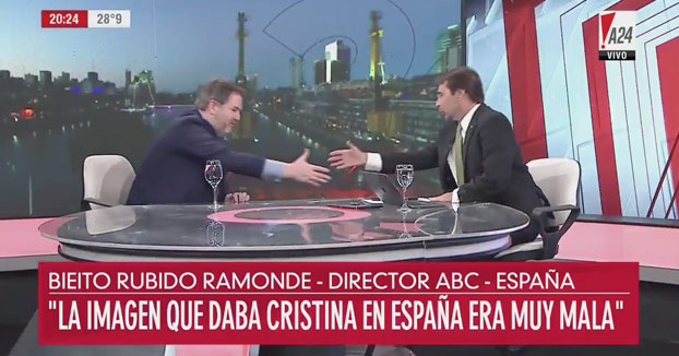 Curiosa la forma de despedirse de las entrevistas de Bieito Rubido, director de ABC