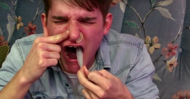 Condom Snorting Challenge, el último y peligroso reto viral con un preservativo