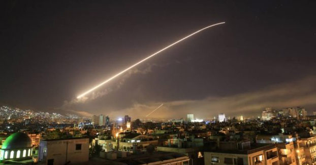 EEUU bombardea Siria en coalición con Francia y Reino Unido