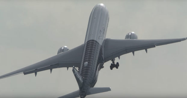 Un Airbus A350 despegando casi en vertical en el ILA de Berlín