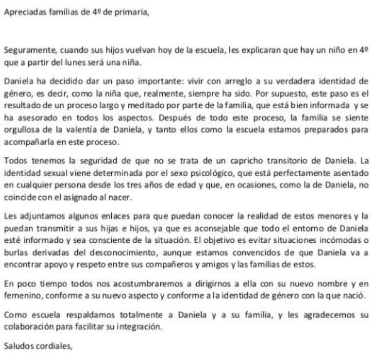 Carta que ha enviado un colegio de Barcelona a los padres explicando el cambio de identidad de género de un alumno