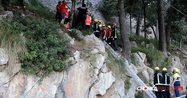 Fallece un ciclista tras chocar con una cabra y caer por un precipicio de 20 metros en Mallorca