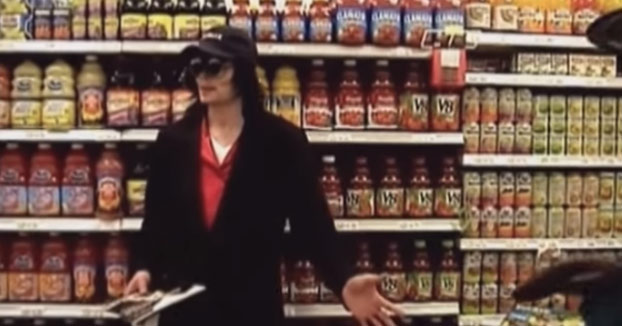 Michael Jackson en el supermercado