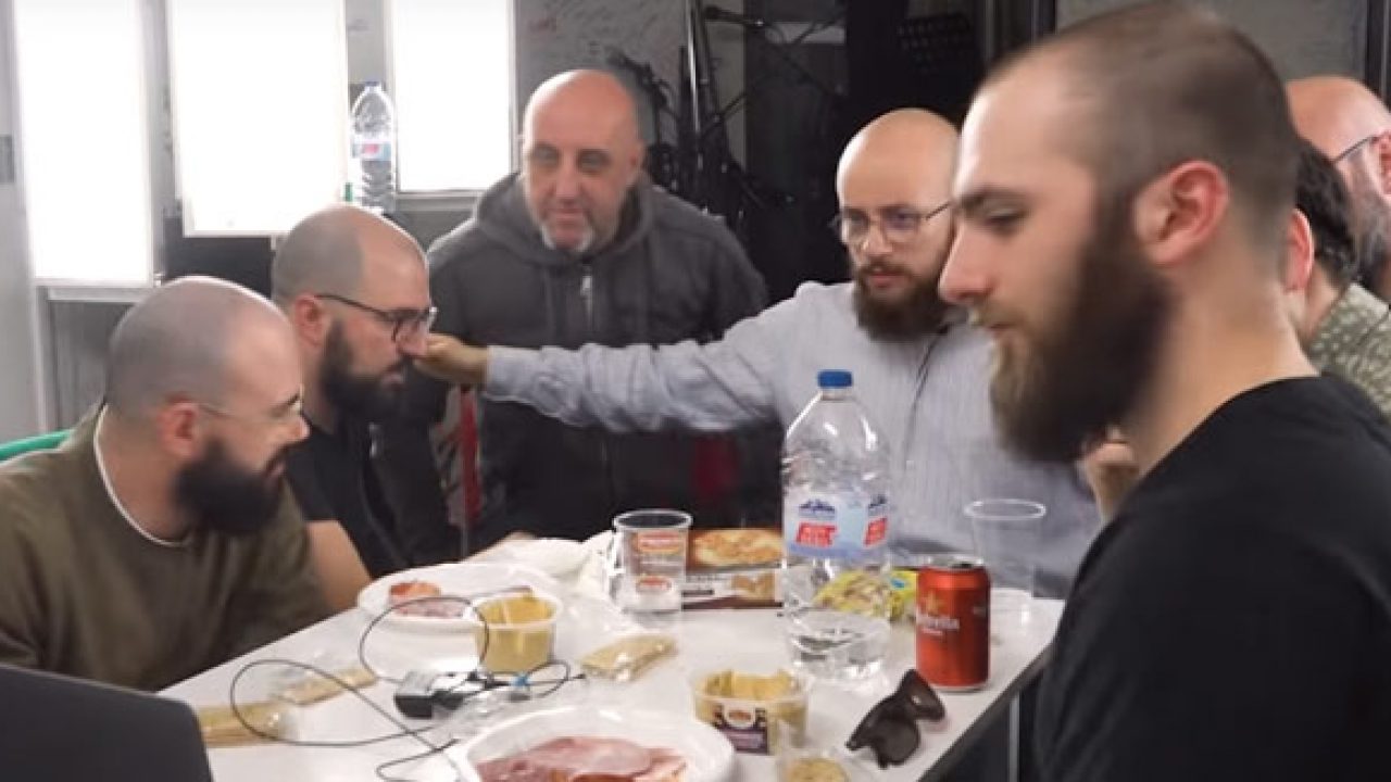 La primera reunión de calvos con barba de España - miBrujula.com