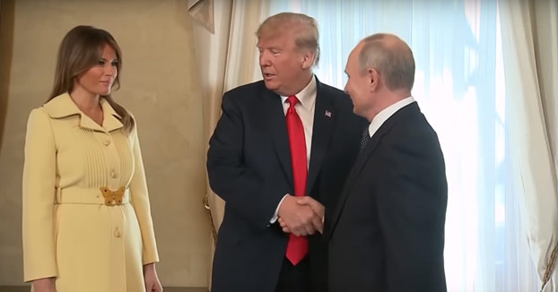 La cara de Melania Trump después de saludar a Vladímir Putin