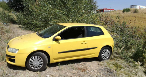 Un hombre denuncia el robo de su coche y la Policía lo encuentra a 100 metros porque se le había olvidado poner el freno de mano