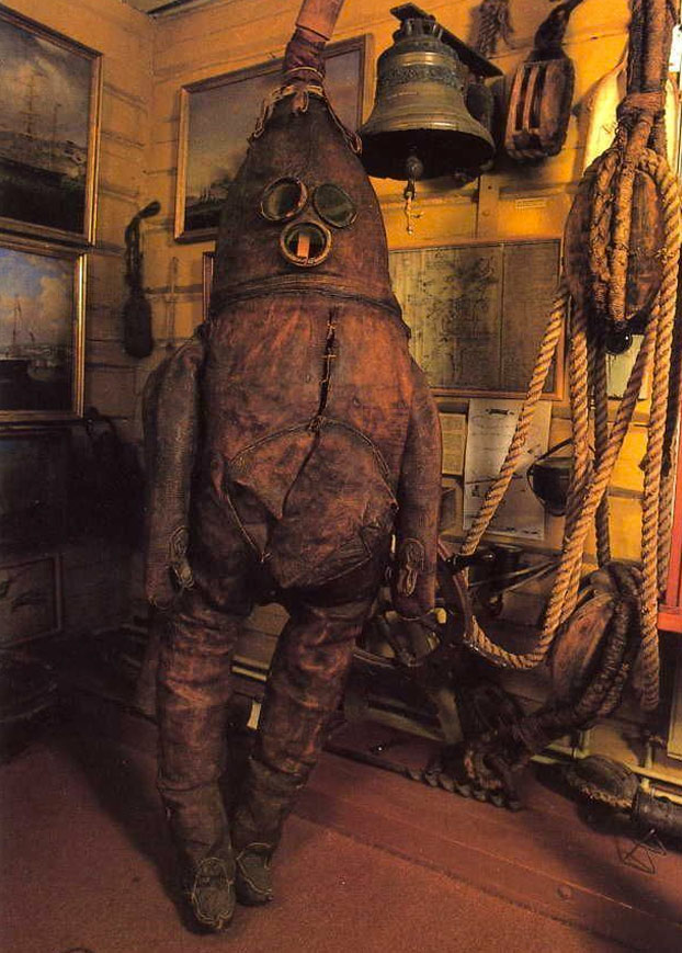 ''The Old Gentleman'', el traje de buceo más antiguo del mundo