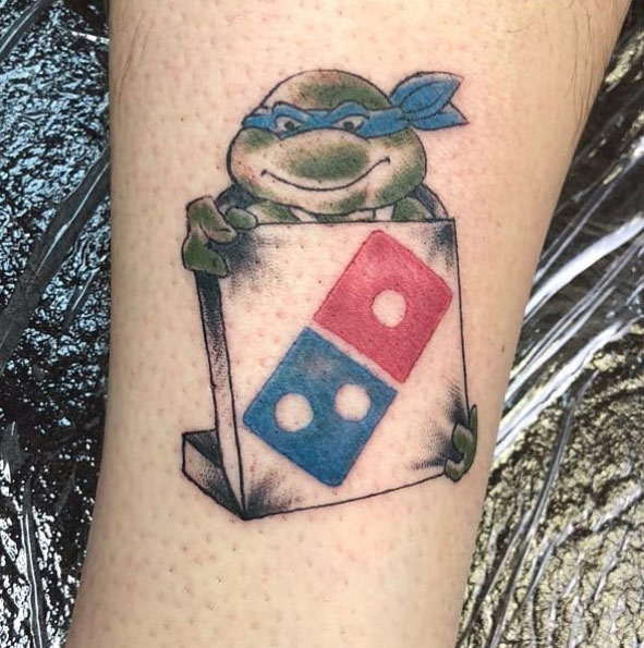 Un siglo de pizzas gratis a cambio de un tatuaje: la oferta que se ha tenido que retirar por su gran éxito