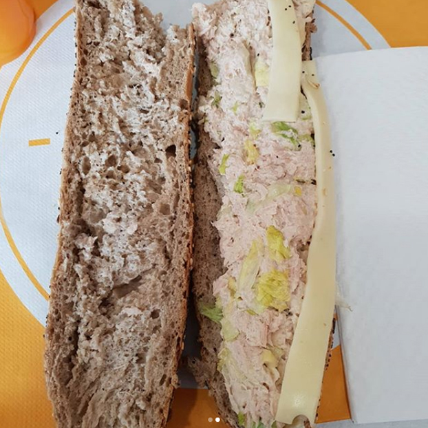 Bocadillo de queso La Cuina Sana Cornellá