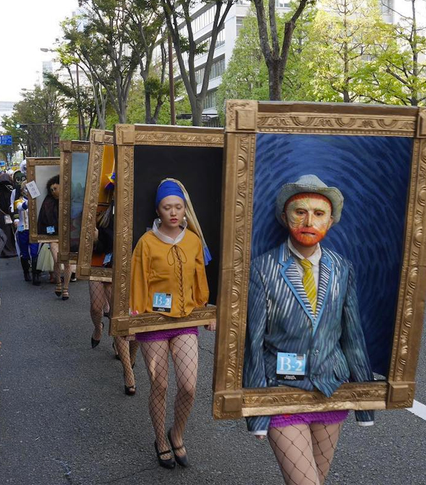 Espectaculares disfraces de obras de arte para Halloween en Japón. No podía faltar el representante de España