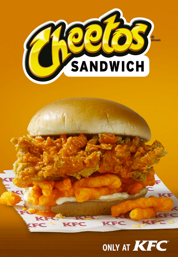 KFC lanza una hamburguesa con pollo frito y Cheetos