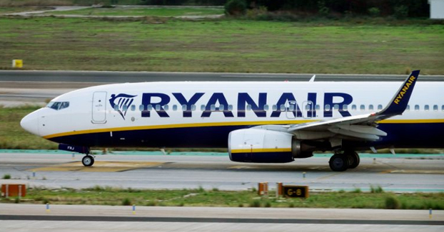 Ryanair desvía un vuelo y aterriza en Madrid por una pelea a puñetazos en una despedida de soltera