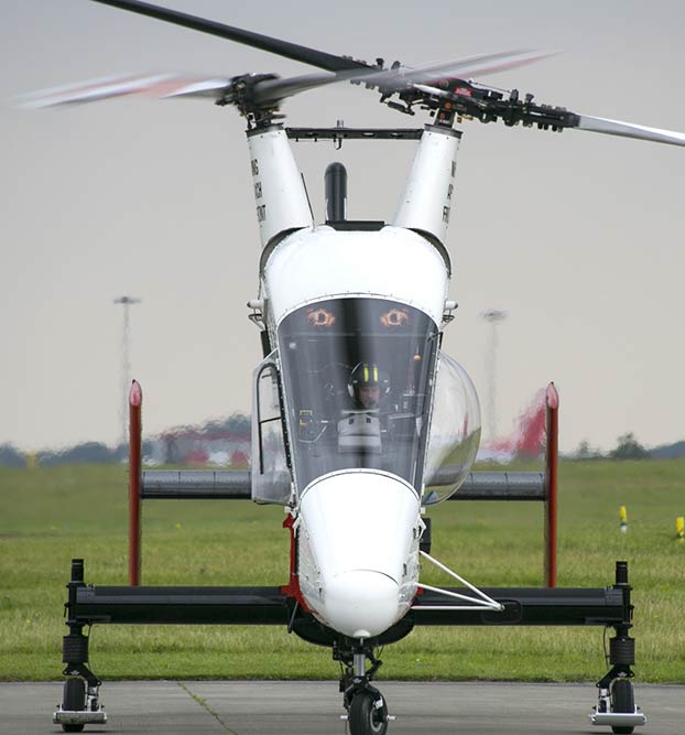 Kaman K-MAX, un helicóptero con rotores entrelazados