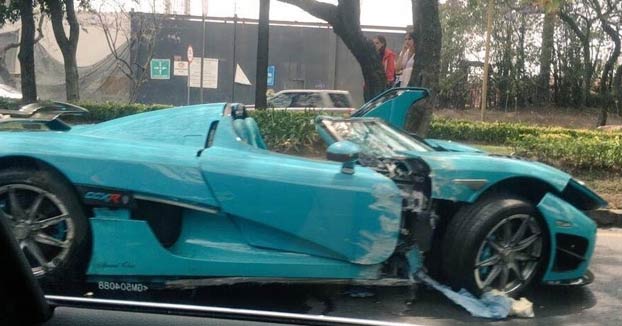 Destroza el único Koenigsegg CCXR Special One que hay en el mundo. Tiene más de mil caballos y cuesta 1,5 millones de dólares