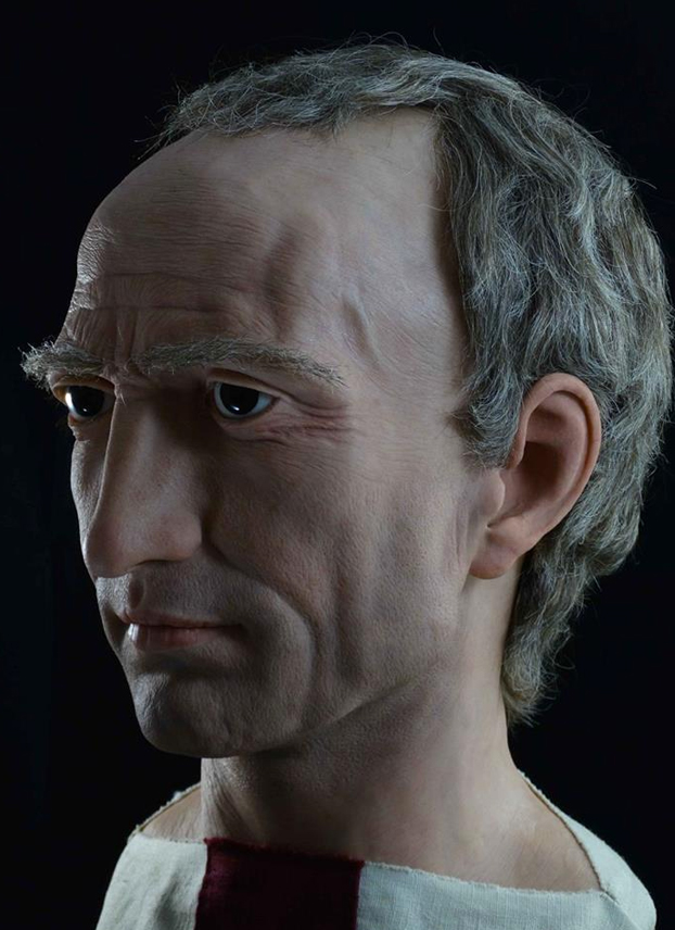 Busto hiperrealista Julio César