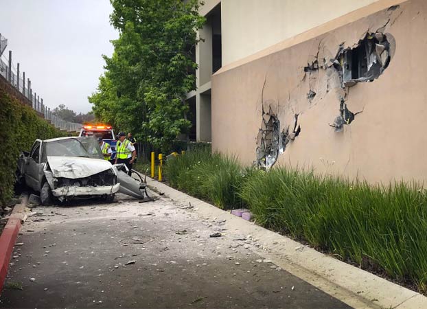 Grave accidente en Temécula: Un conductor choca a toda velocidad contra otro vehículo en plena autopista