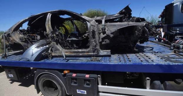 El coche de Reyes sufrió un reventón cuando circulaba a 237 km/h