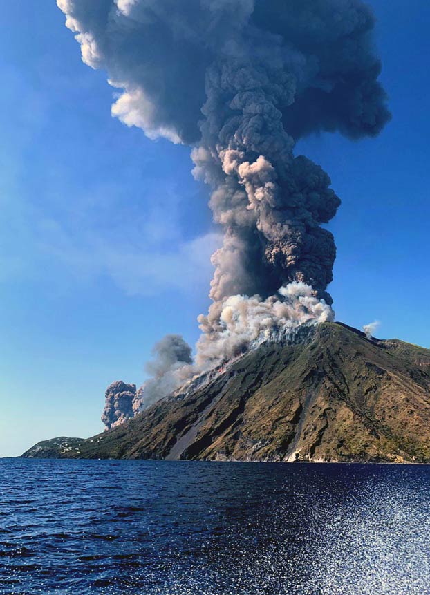 Erupción volcán Stromboli