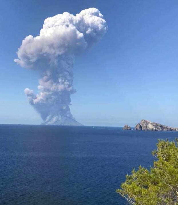 Erupción volcán Stromboli