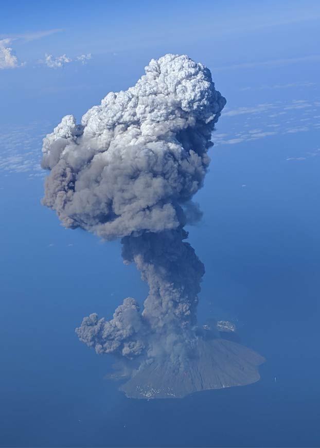 Erupción volcán Stromboli