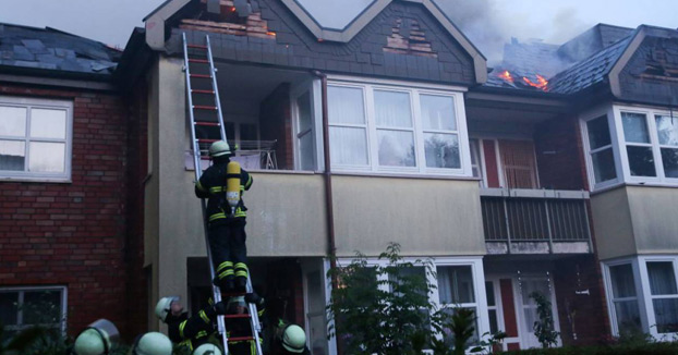 Una joven de 19 años incendia su piso cuando quemaba las cartas de amor de su ex novio