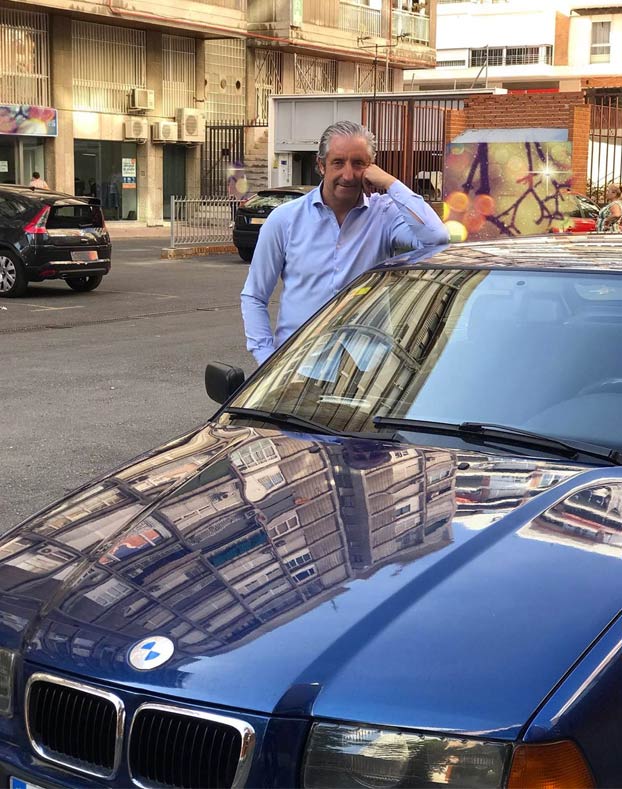 Josep Pedrerol: ''Hoy me despido de mi coche de toda la vida. Gracias, amigo. Espero que guardes nuestros secretos''