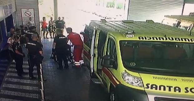 Un preso en silla de ruedas intenta escapar durante un traslado al hospital de Alcalá de Henares. Este fue el momento