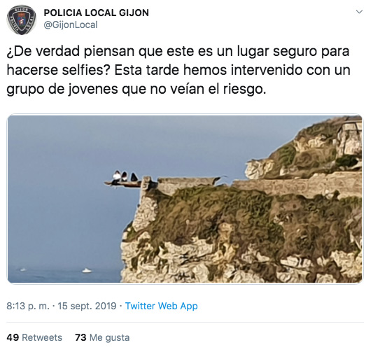 Un selfie 'extremo' en un acantilado de Gijón alerta a la policía