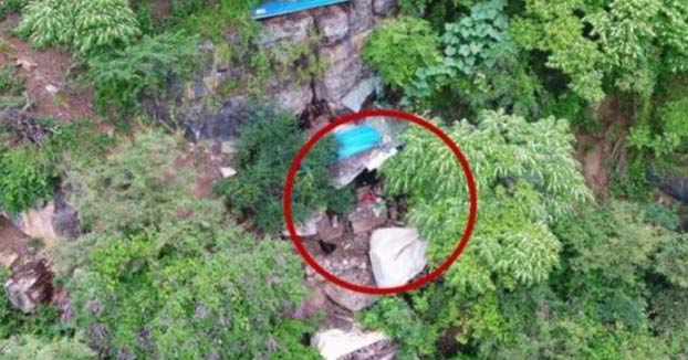 Un dron halla escondido en una cueva a un hombre que llevaba huido 17 años en China